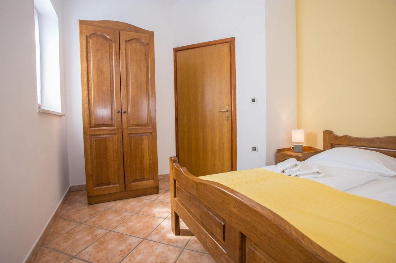 Apartment Nini Poreč Eksteriør bilde